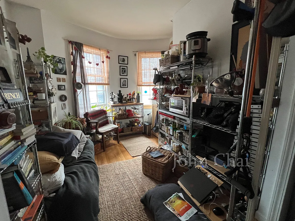 Building Photo - 28 S Huntington Ave #301