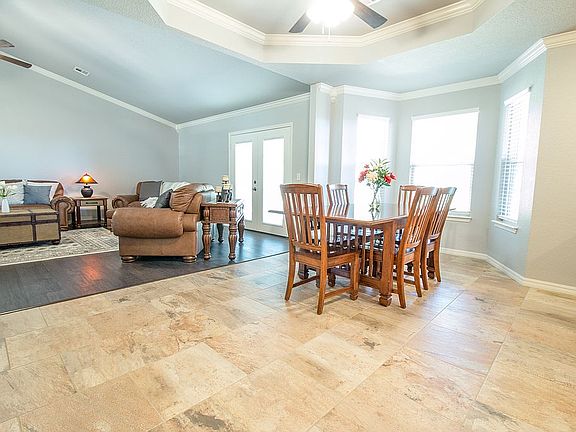 Dining Area | Living Room