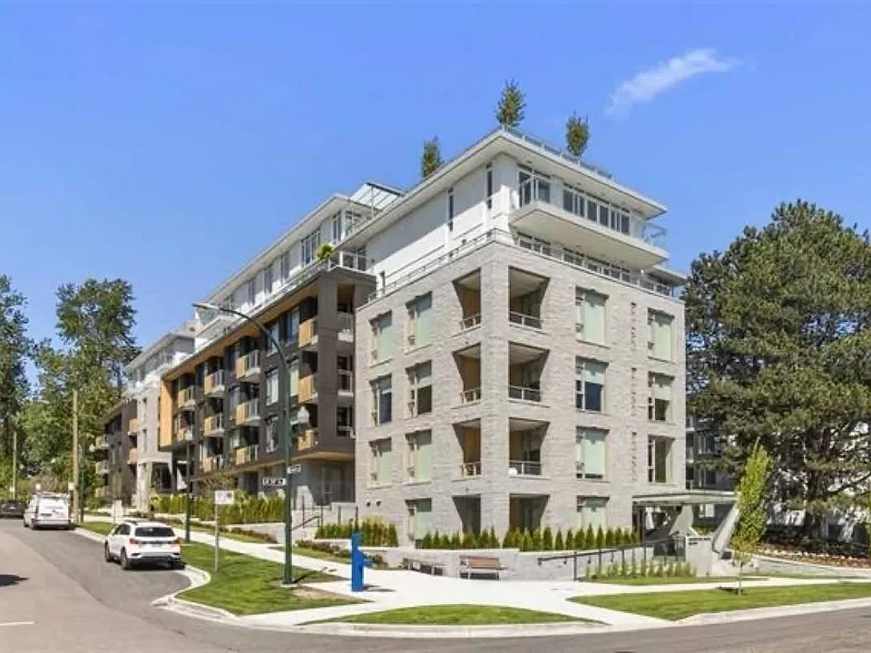 389 W 59th Ave #301