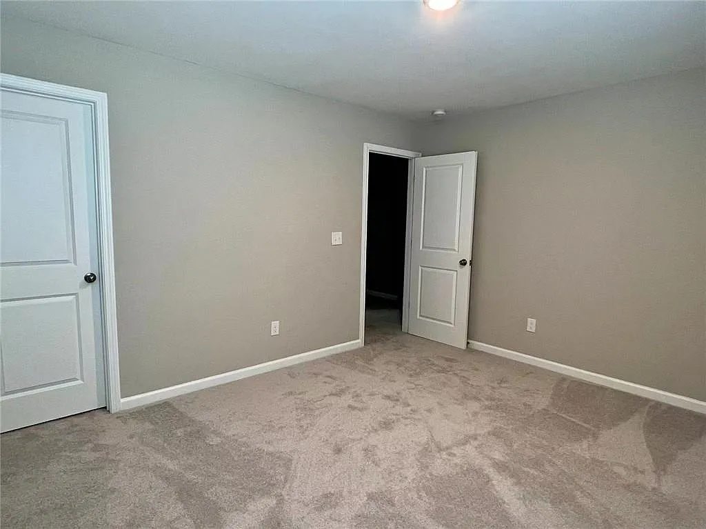2119 Wood Thrush Way - 1 — Photo 4
