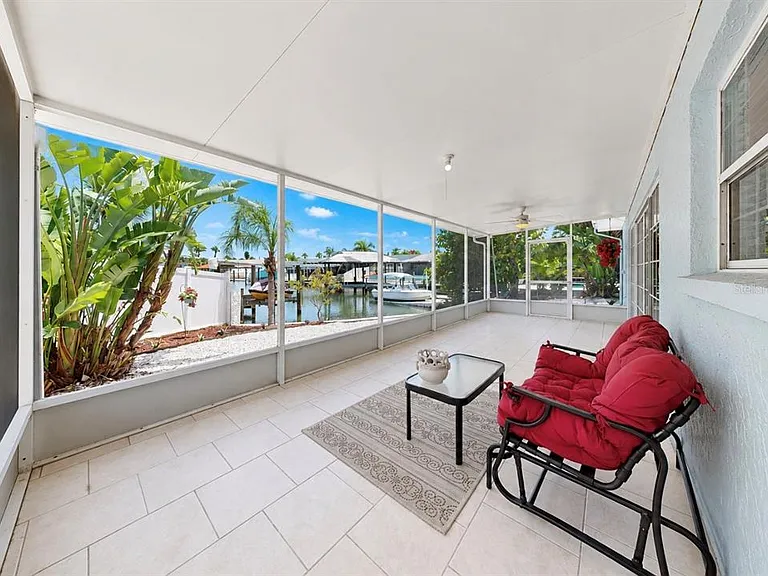 6513 Abaco Dr — Photo 48