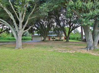 35210 Cattle Creek Rd, Hempstead, TX 77445