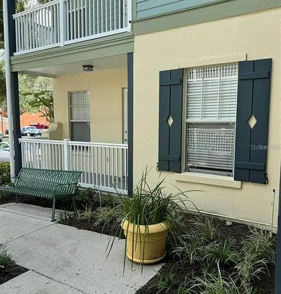 611 Campus St #180 — Photo 2