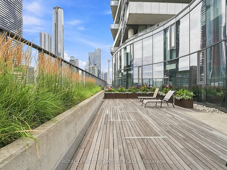 3 Market St #421 — Photo 24