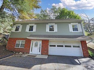 486 Ramapo Valley Rd, Oakland, NJ 07436
