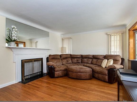 5th image of 351 E 214th St