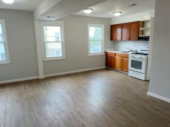196-198 Pacific St #3