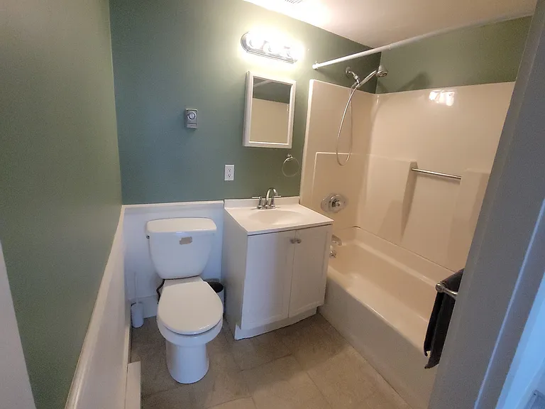 68 Pleasant St #4A — Photo 7