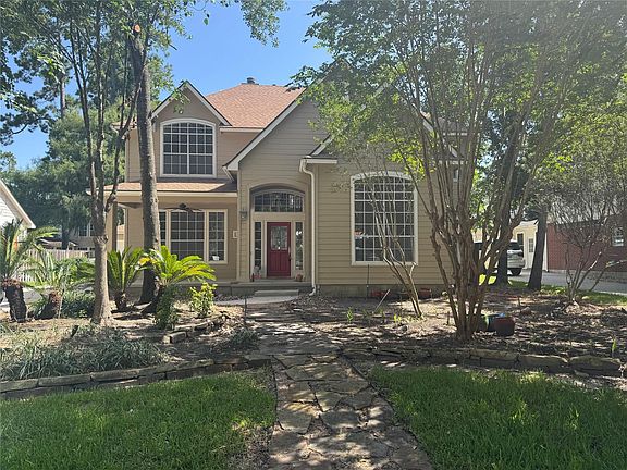 2nd image of 23 Tender Violet Pl