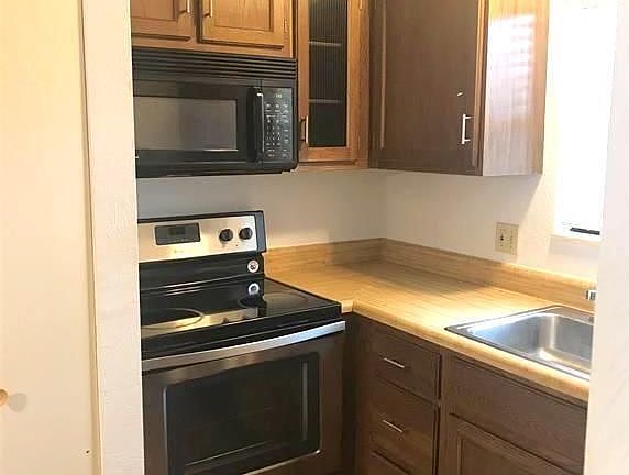 5th image of 66 Peachtree Ln