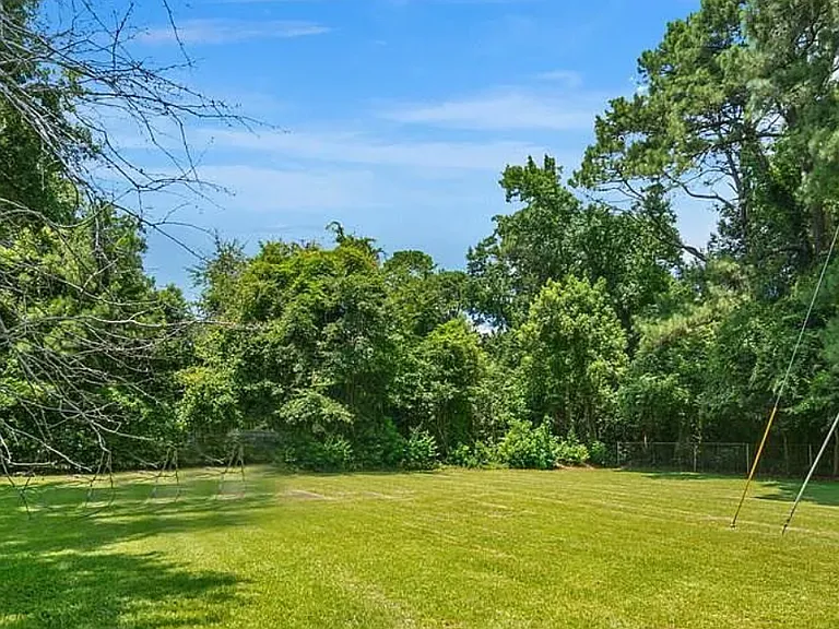 3203 Martha St — Photo 13