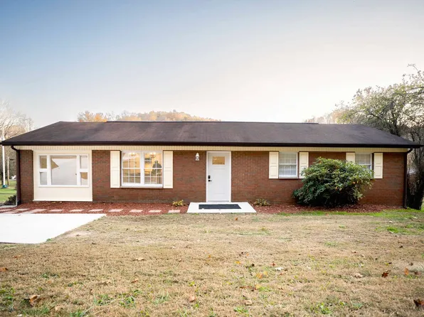 6777 State Route 207, Wurtland, KY 41144