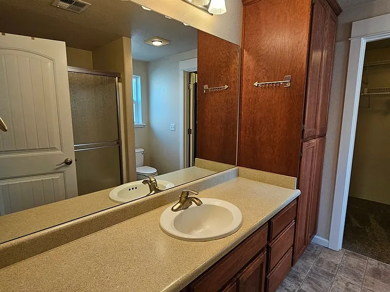619 Marshall Ave — Photo 12