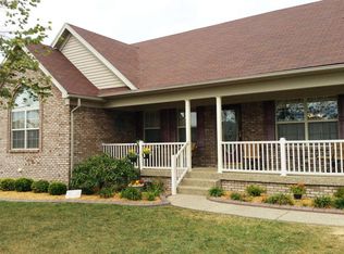 224 Autumn Leaf Dr, Mount Washington, KY 40047