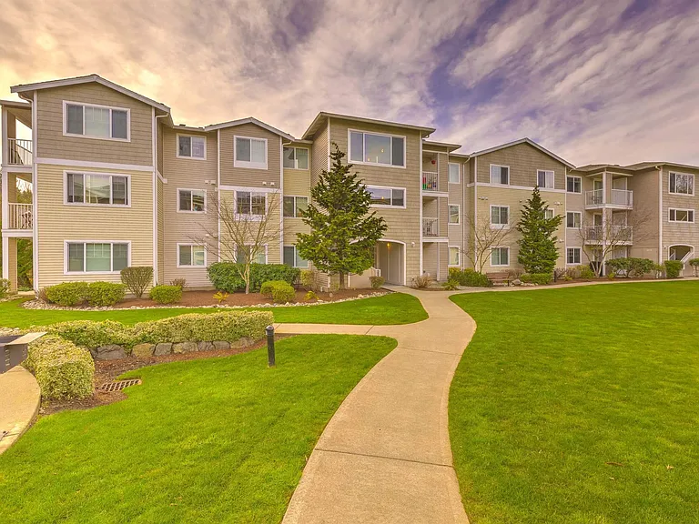 Valley Springs Apartments — Photo 1