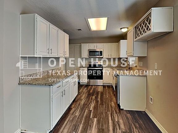 5th image of 1030 Monarch Dr