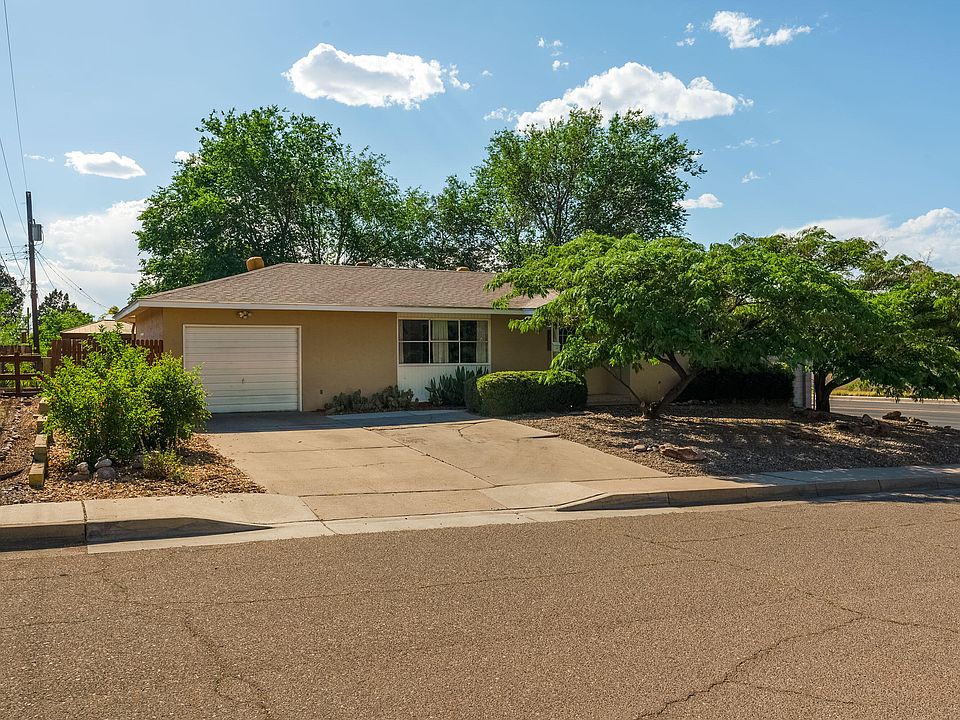 1st image of 3529 Cardenas Pl NE