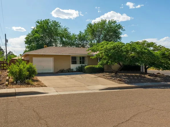 3529 Cardenas Pl NE, Albuquerque, NM 87110