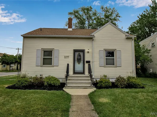 577 Capen Blvd, Amherst, NY 14226