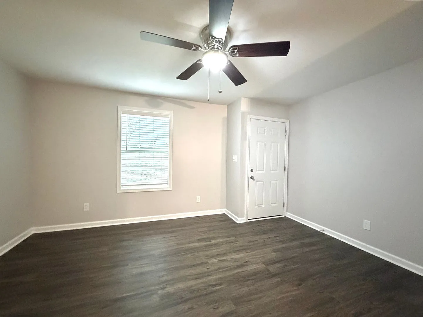 511 Britton Springs Rd — Photo 4