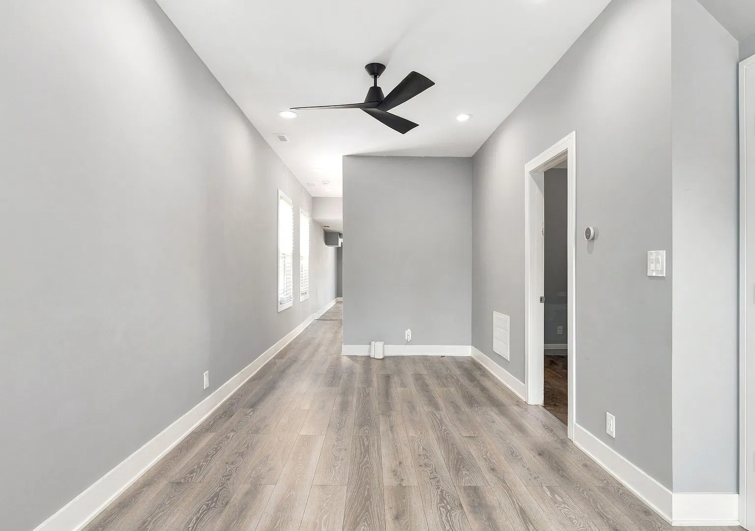 3 bed, 1769 sqft, $3,200 — Photo 4