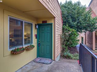 133 Oswego Smt, Lake Oswego, OR 97035