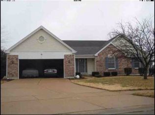 12 Wheatmill Ct, Saint Charles, MO