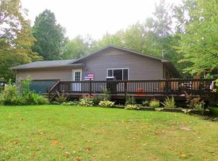 205 Maple Dr, Leroy, MI 49655