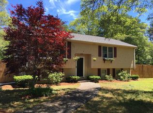 16 Justine Rd, Plymouth, MA 02360