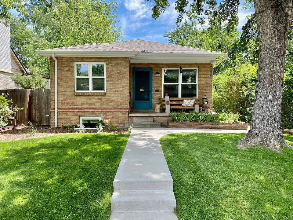 Front with updated photo including new windows. All interior photos are before current tenant moved in.