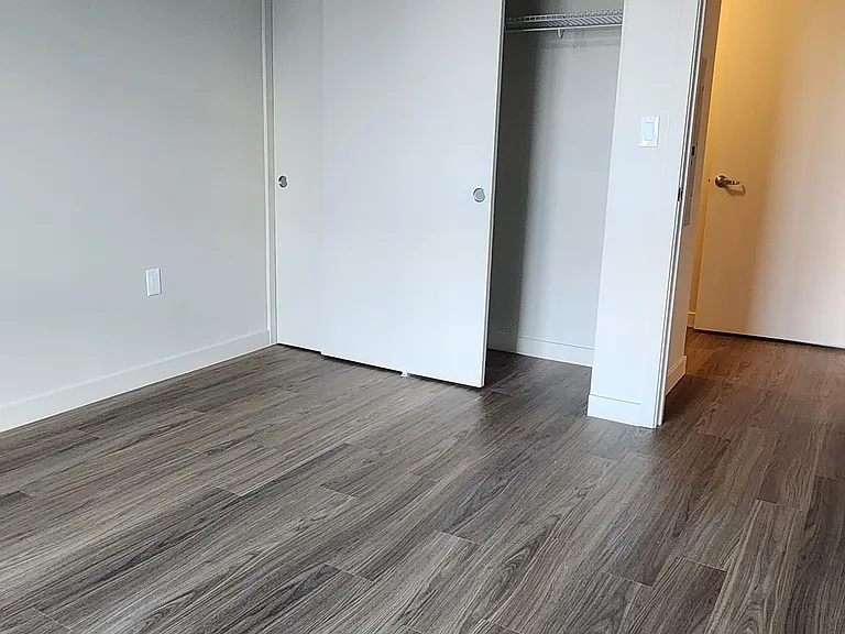 2650 E Avenue Q12 — Photo 32