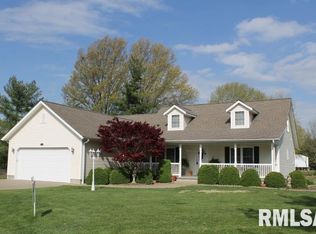 3001 Pine Ridge Dr, Herrin, IL 62948