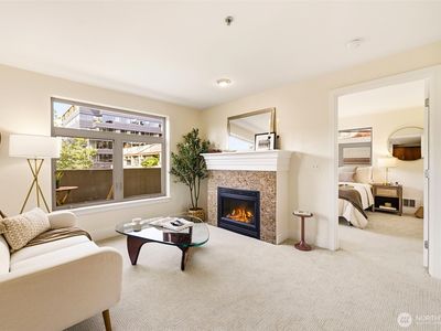 120 1st Avenue W #306, Seattle, WA, 98119