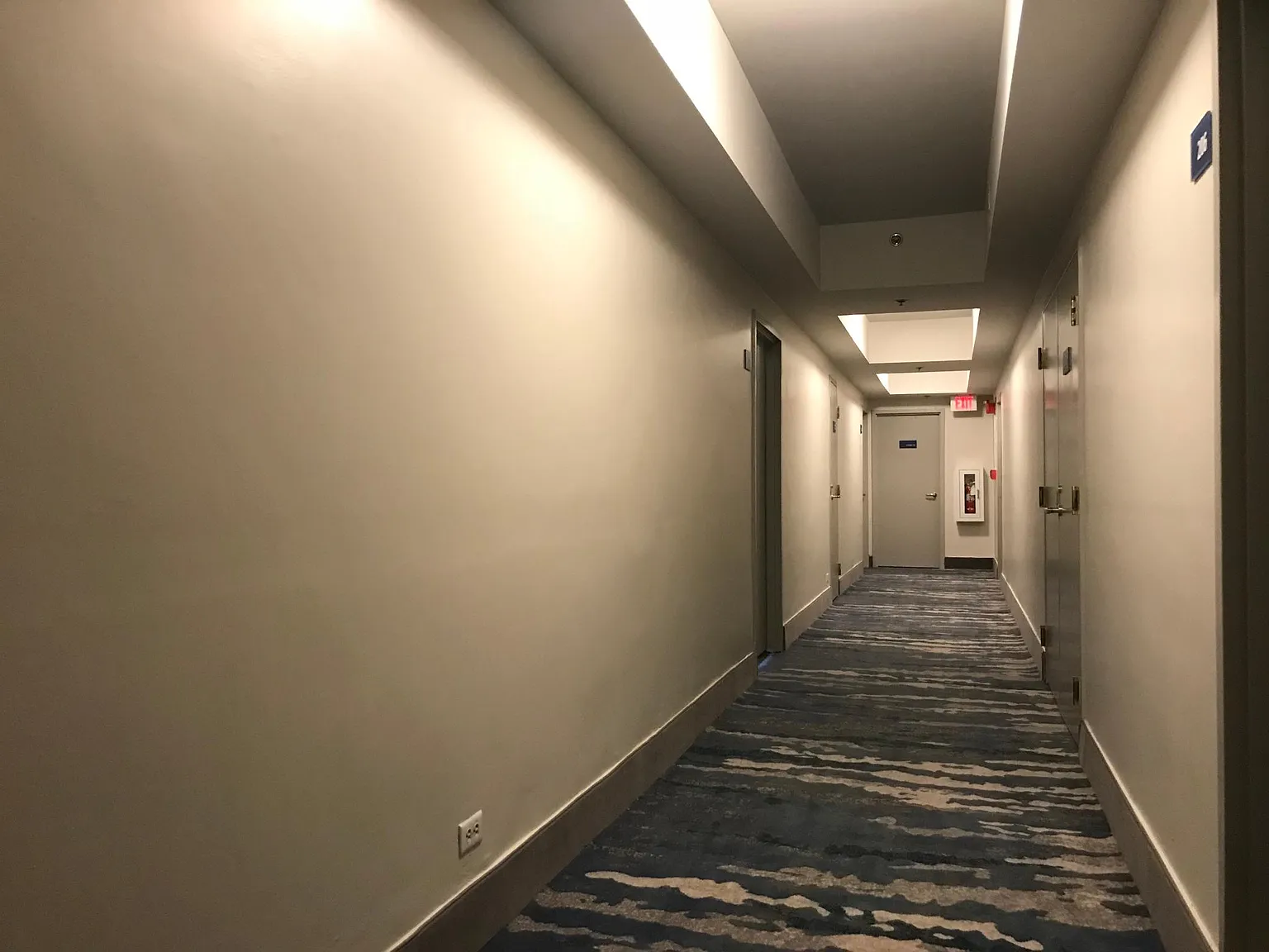 1 bed, 525 sqft, $2,400 — Photo 4