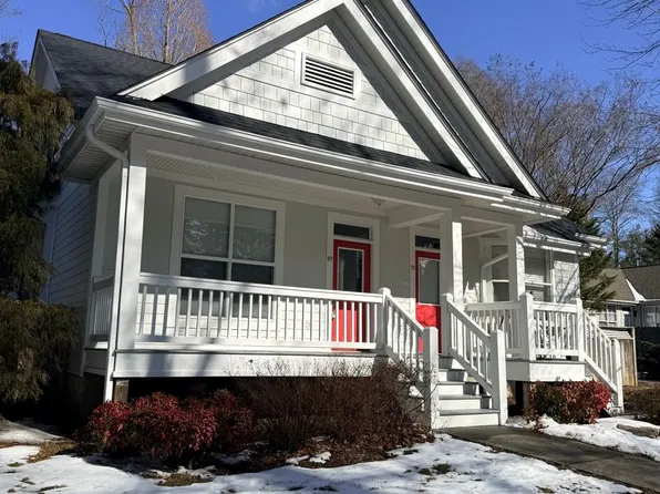 67 Covered Bridge Dr, Flat Rock, NC 28731