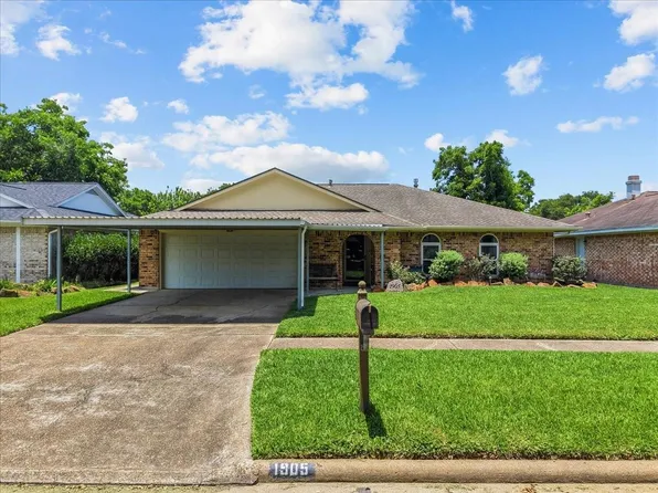 1905 Lexington St, Deer Park, TX 77536
