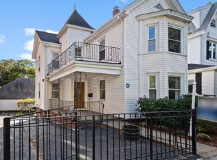 70 Highland Ave, Somerville, MA 02143
