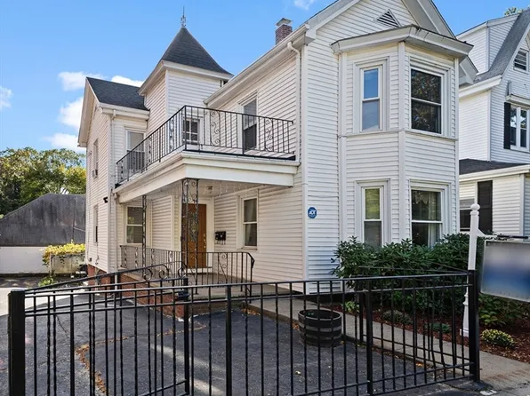 70 Highland Ave, Somerville, MA 02143