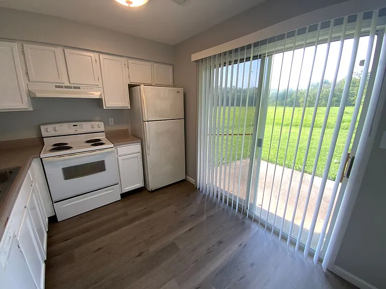 4621 - 4623 W Bainbridge Dr — Photo 30