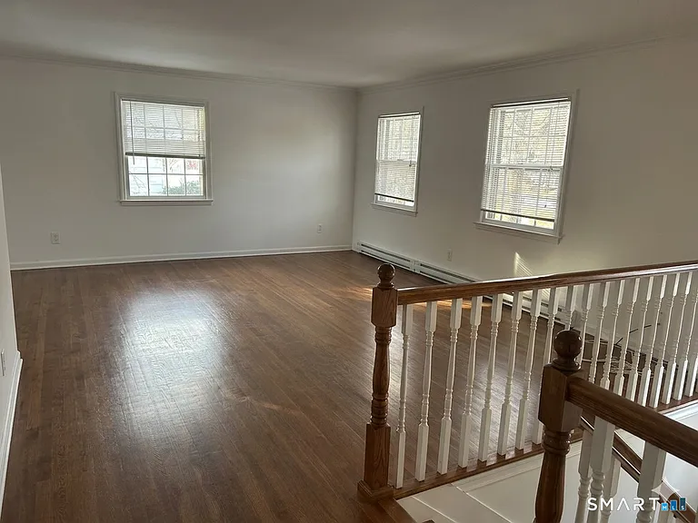 33 Loughran Ave — Photo 5