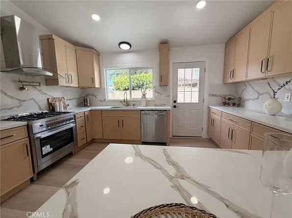 298 N Paseo Rio Blanco, Anaheim, CA 92807