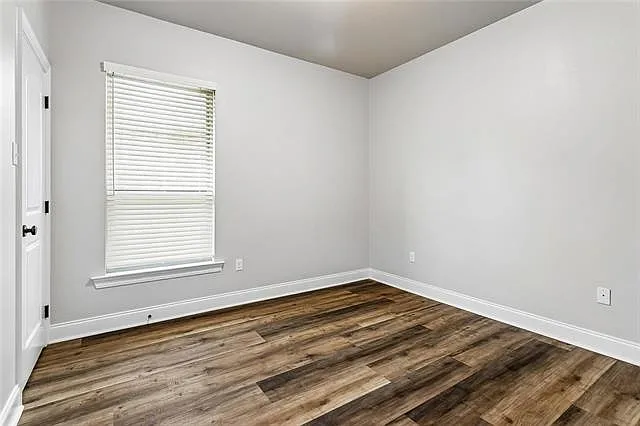 70445 Chambly Ct — Photo 12