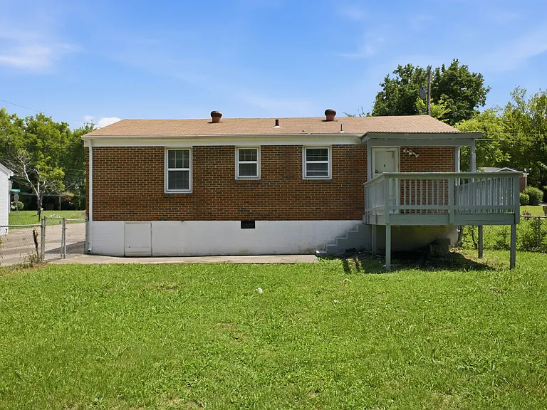 713 Elissa Dr — Photo 29