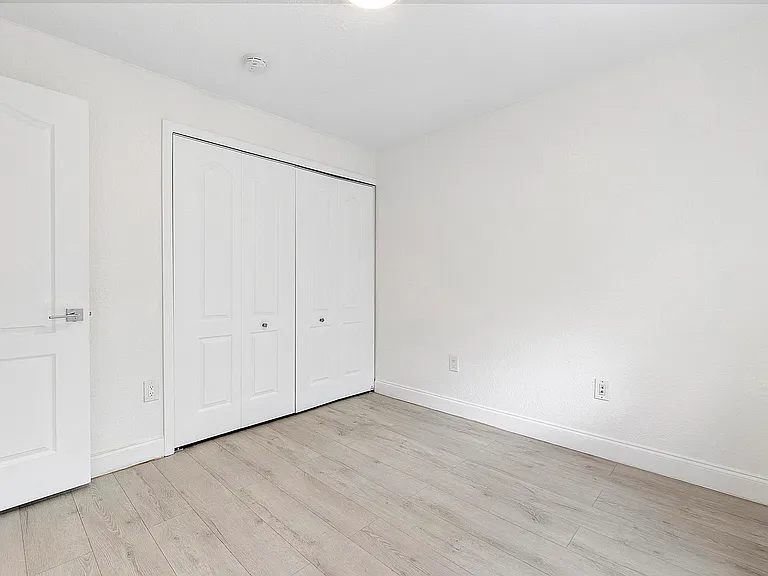 3923 SW 169th Ter — Photo 28