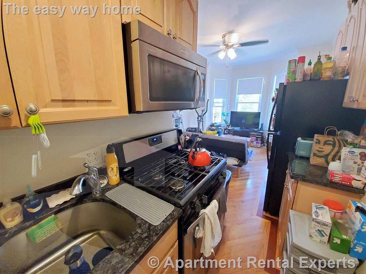 Photo 1 of 19 - 56 Otis St #3 - Somerville, MA Apartment Rental Experts - 56 Otis St #3