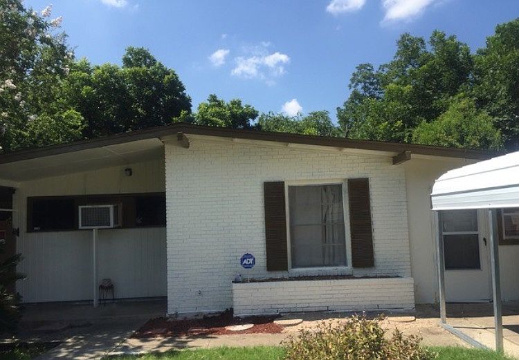 1st image of 626 Karen Ln