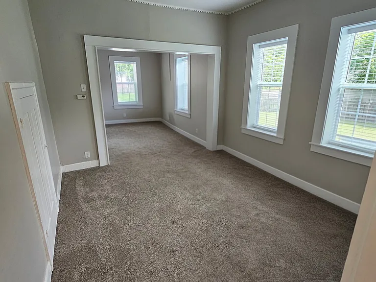 1313 Cincinnati St — Photo 19