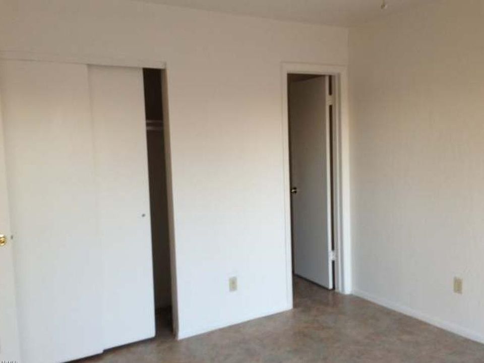 1st image of 1924 W Village Dr APT B
