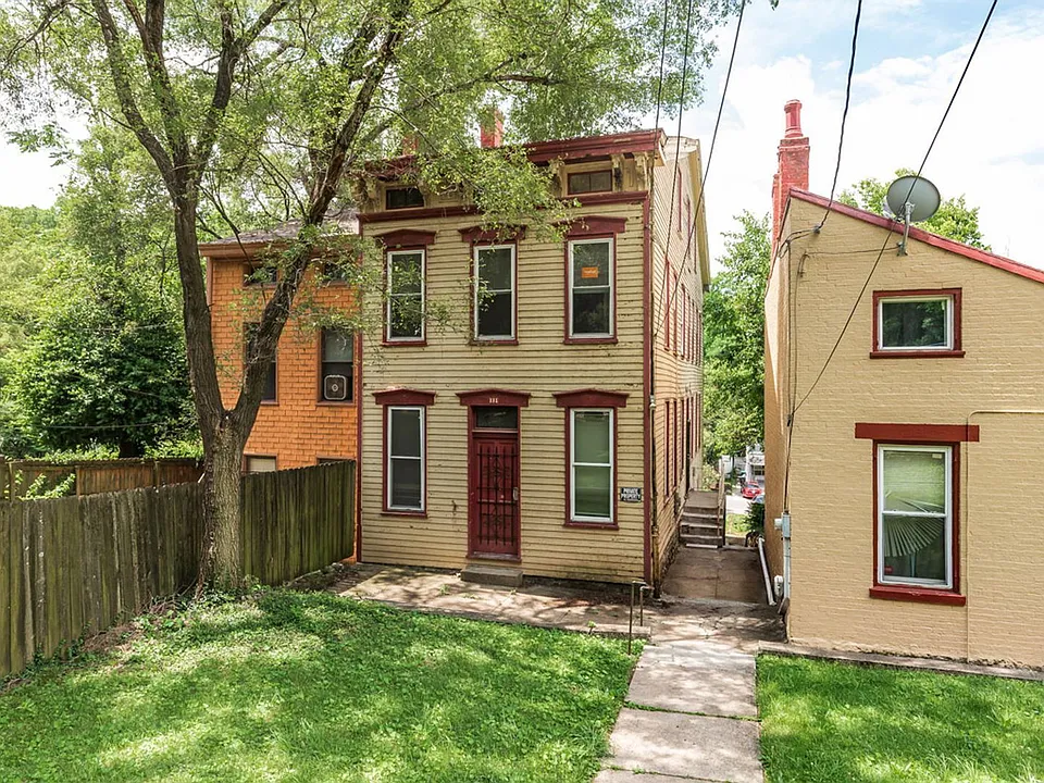 111 Gage St #2