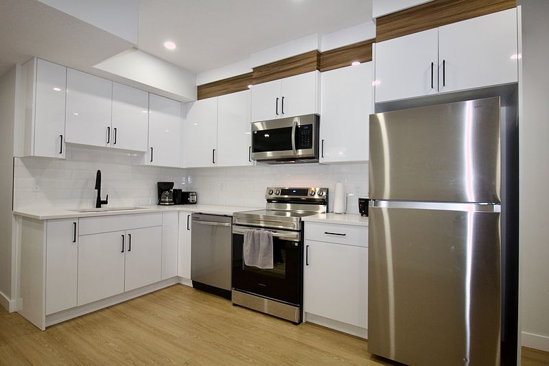 Edmonton House for rent - 4 Bedrooms — photo 9